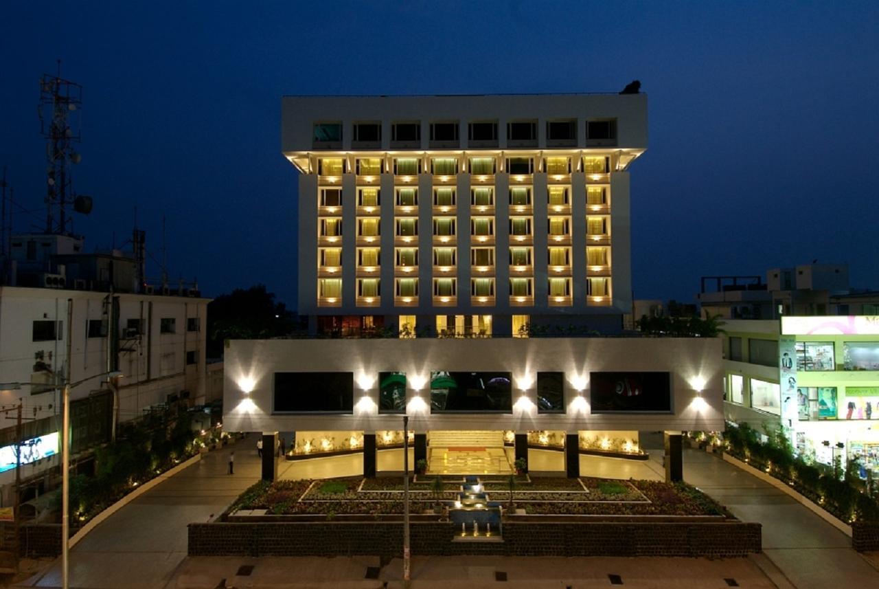 Vivanta Vijayawada, Mg Road Exterior photo