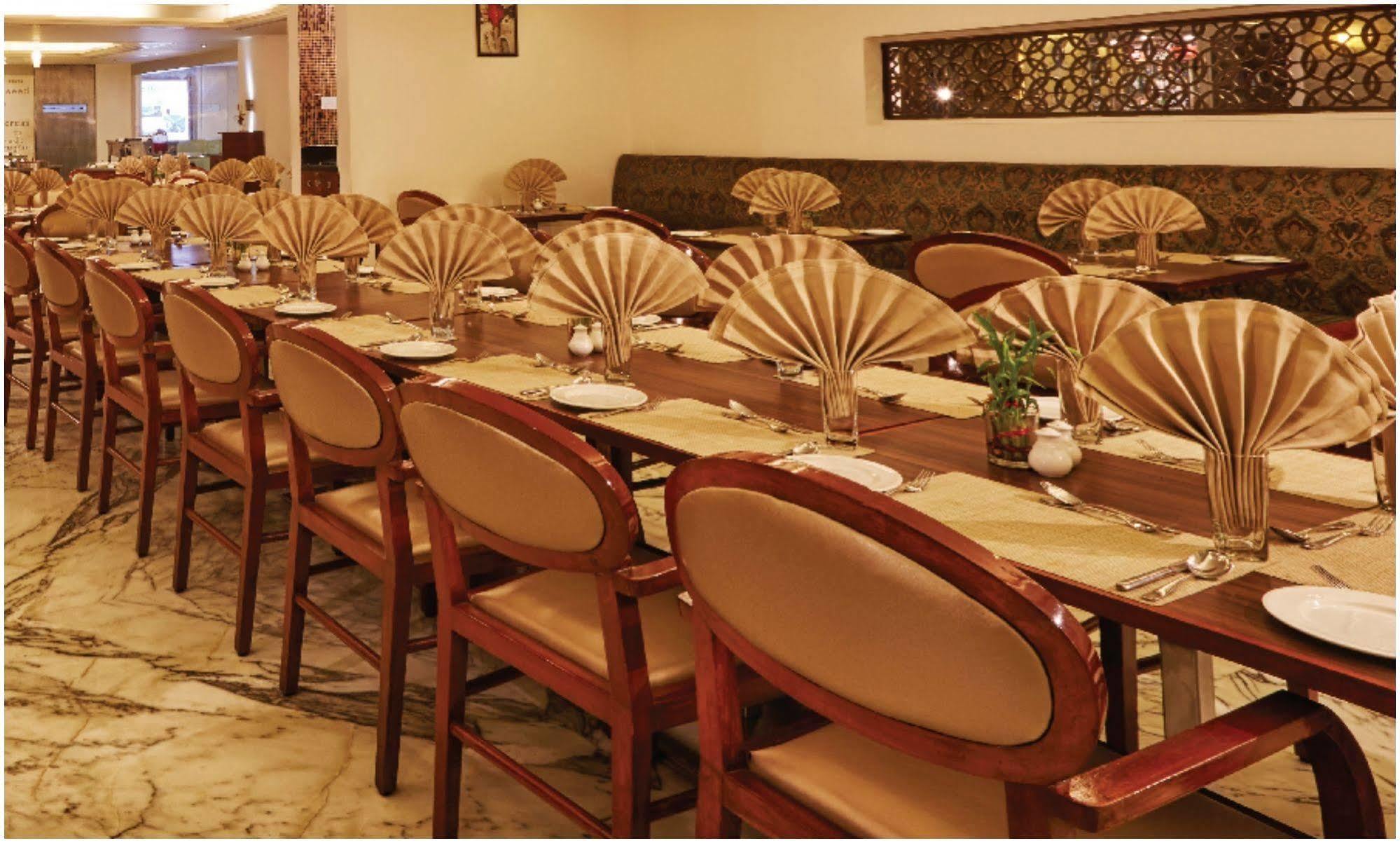 Vivanta Vijayawada, Mg Road Exterior photo