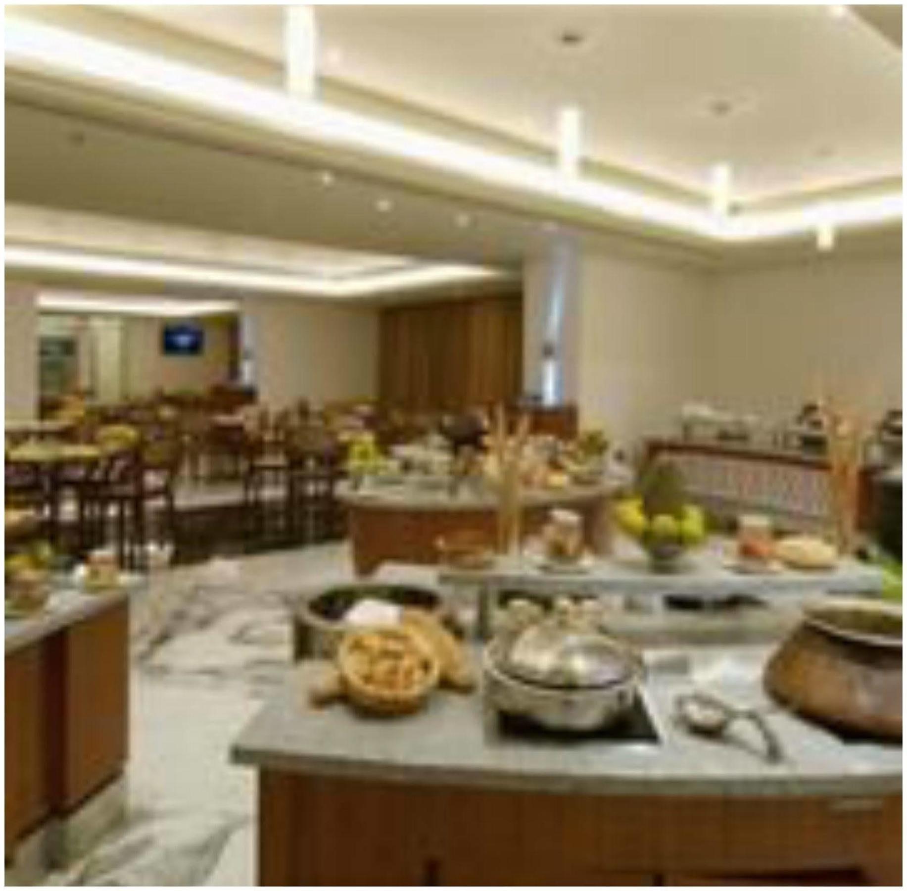 Vivanta Vijayawada, Mg Road Exterior photo